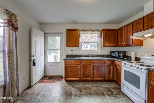 301 Carter Sells Road, Johnson City, TN 37604