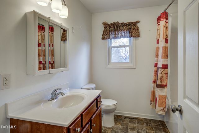 301 Carter Sells Road, Johnson City, TN 37604