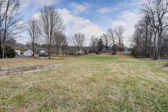 301 Carter Sells Road, Johnson City, TN 37604
