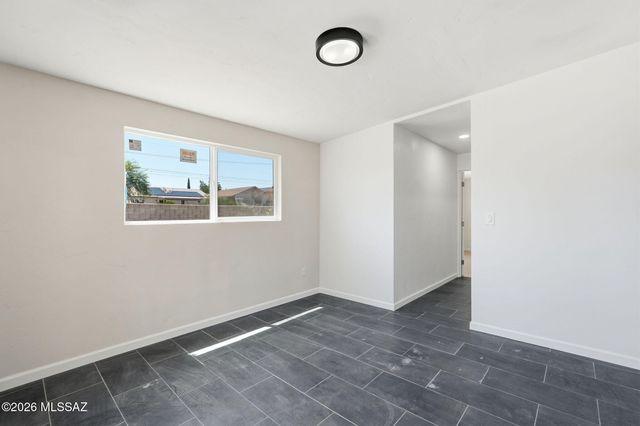 7088 S Camino Grande, Tucson, AZ 85746