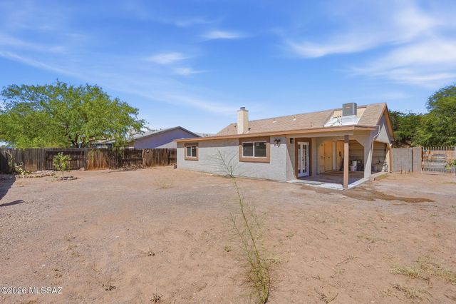 7088 S Camino Grande, Tucson, AZ 85746