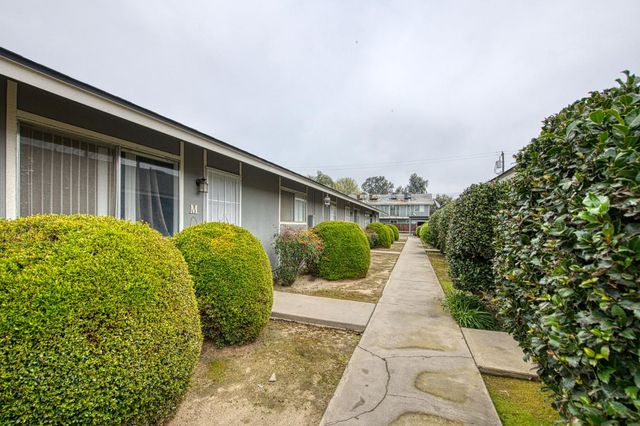 1426 Church St Apt O, Kingsburg, CA 93631