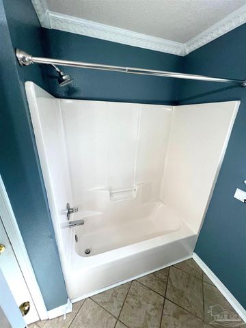 4804 Ribault Ln, Milton, FL 32570