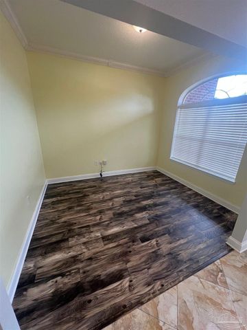 4804 Ribault Ln, Milton, FL 32570