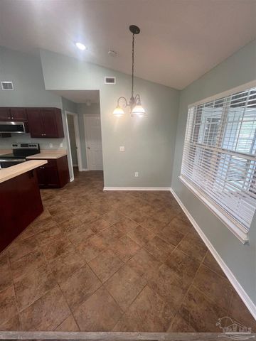 4804 Ribault Ln, Milton, FL 32570