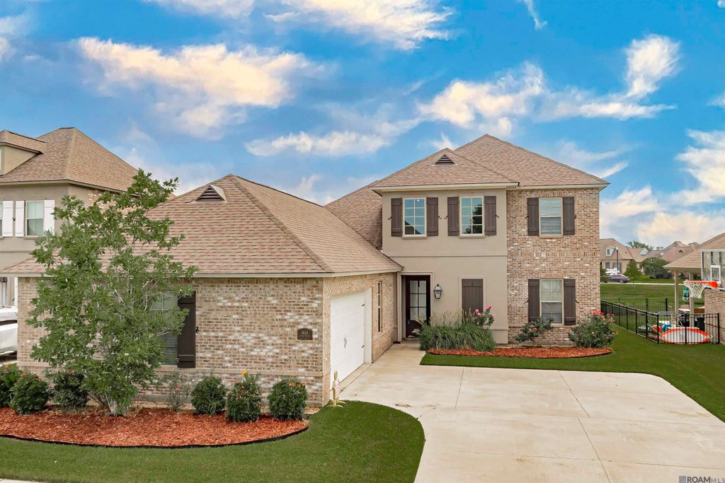 3624 Cruden Bay Dr, Zachary, LA 70791