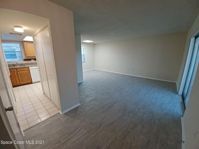 3135 Shady Dell Lane 221, Melbourne, FL 32935