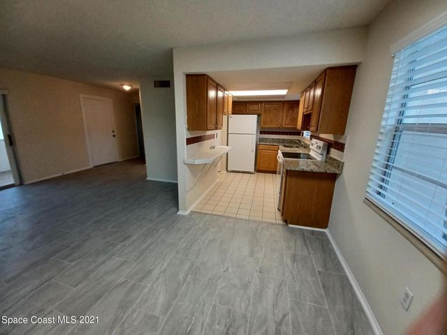 3135 Shady Dell Lane 221, Melbourne, FL 32935