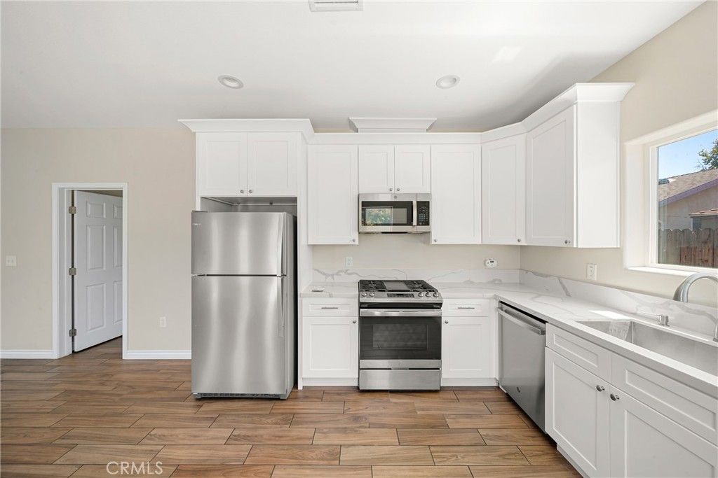 Image 23 of property listing at 1421 Bonita, La Verne, CA 91750