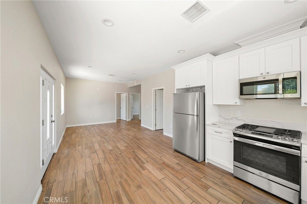 Image 24 of property listing at 1421 Bonita, La Verne, CA 91750