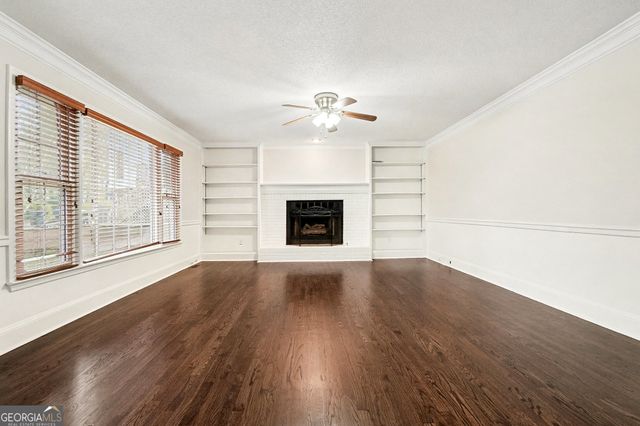 810 Deep Lake Drive NW, Kennesaw, GA 30144