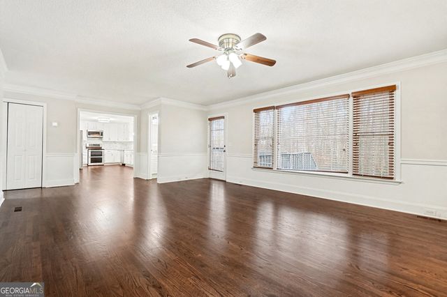 810 Deep Lake Drive NW, Kennesaw, GA 30144