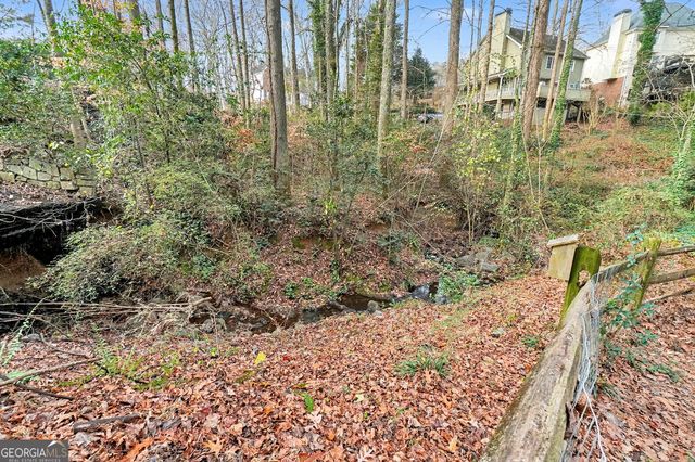 810 Deep Lake Drive NW, Kennesaw, GA 30144