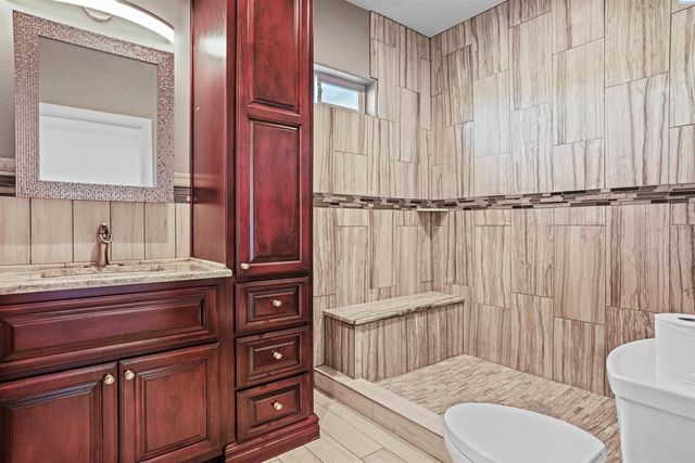 10002 N Wamba Rd, Prosser, WA 99350