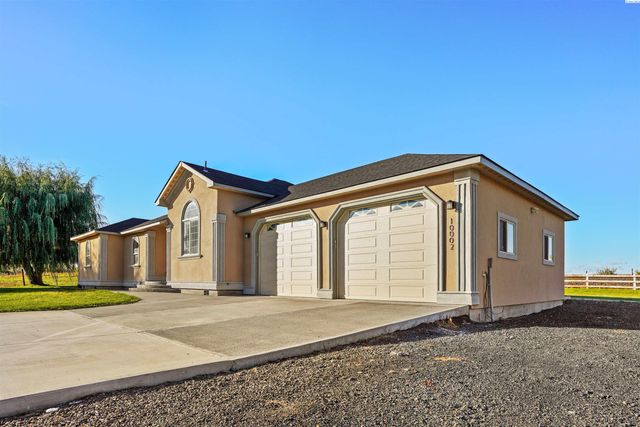 10002 N Wamba Rd, Prosser, WA 99350