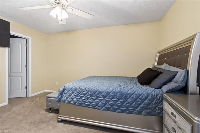 817 Snead DR, Newport News, VA 23602