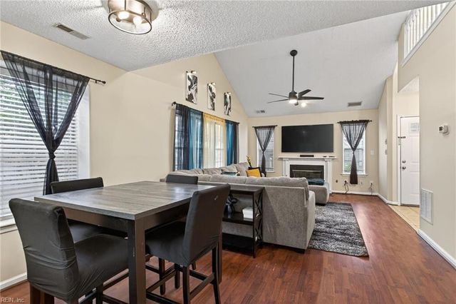 817 Snead DR, Newport News, VA 23602