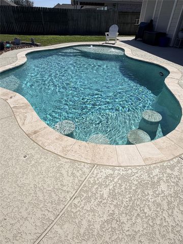 211 Brazos Drive, Baytown, TX 77523