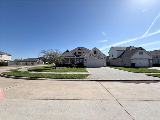 211 Brazos Drive, Baytown, TX 77523