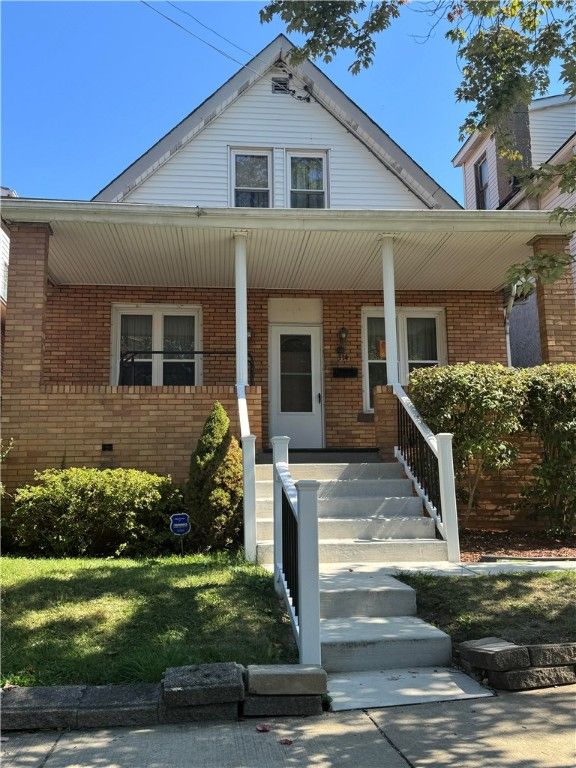 314 Pine St, Ambridge, PA 15003