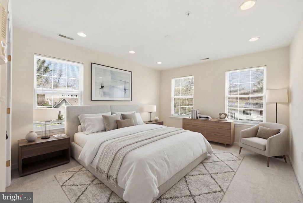 Image 26 of property listing at 8102 ASH AVE, College Park, MD 20740