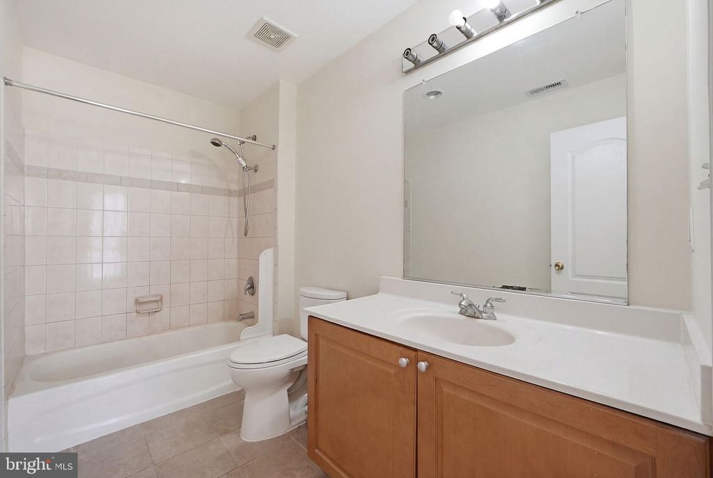 Image 27 of property listing at 8102 ASH AVE, College Park, MD 20740