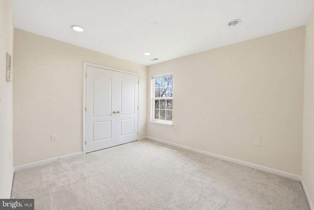 Image 28 of property listing at 8102 ASH AVE, College Park, MD 20740