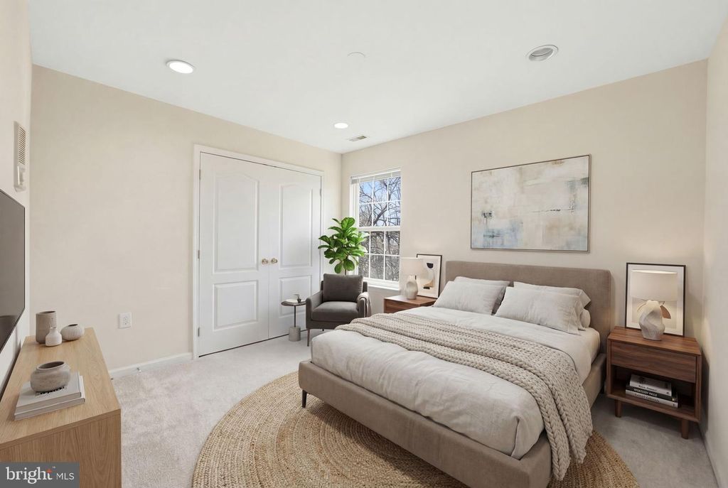 Image 29 of property listing at 8102 ASH AVE, College Park, MD 20740