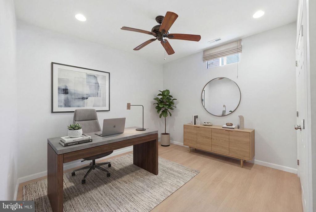 Image 42 of property listing at 8102 ASH AVE, College Park, MD 20740