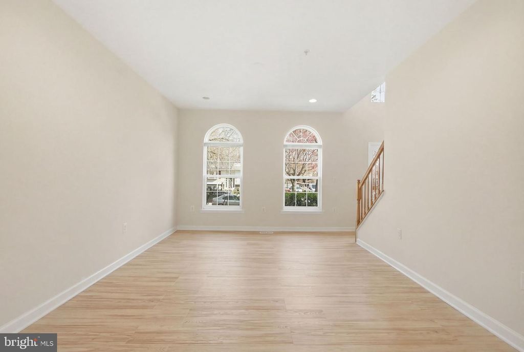 Image 6 of property listing at 8102 ASH AVE, College Park, MD 20740