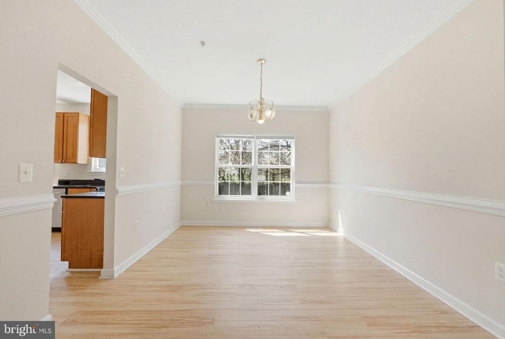 Image 8 of property listing at 8102 ASH AVE, College Park, MD 20740