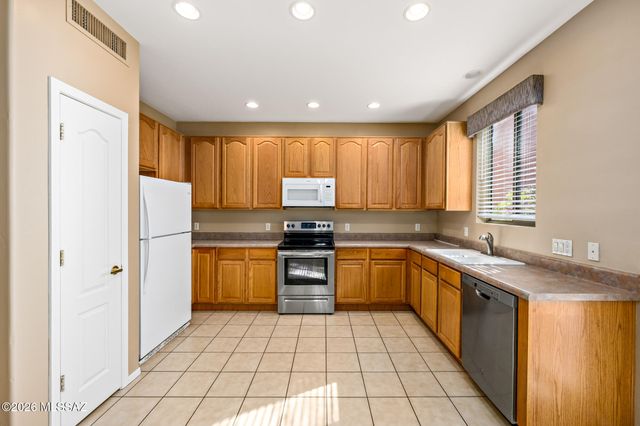 953 W Calle Carasol, Tucson, AZ 85713