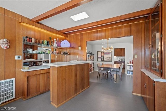 1815 8th Place, Las Vegas, NV 89104
