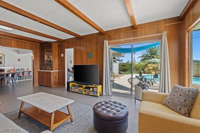 1815 8th Place, Las Vegas, NV 89104