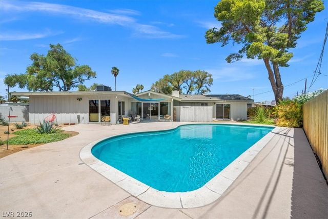 1815 8th Place, Las Vegas, NV 89104