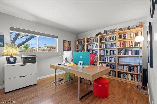1815 8th Place, Las Vegas, NV 89104