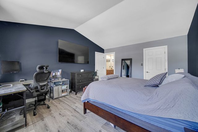 15521 Whitehall Lane 68A, Orland Park, IL 60462