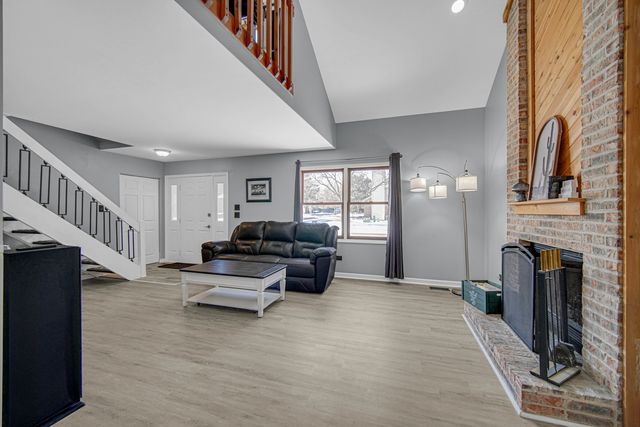 15521 Whitehall Lane 68A, Orland Park, IL 60462