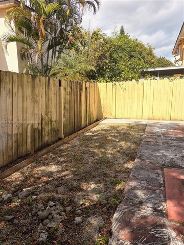 14354 SW 134th Ct, Miami, FL 33186