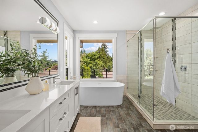 3919 Meadow Avenue N, Renton, WA 98056