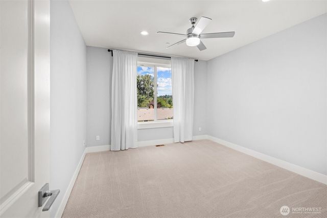 3919 Meadow Avenue N, Renton, WA 98056