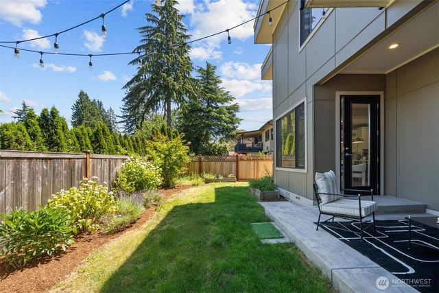 3919 Meadow Avenue N, Renton, WA 98056