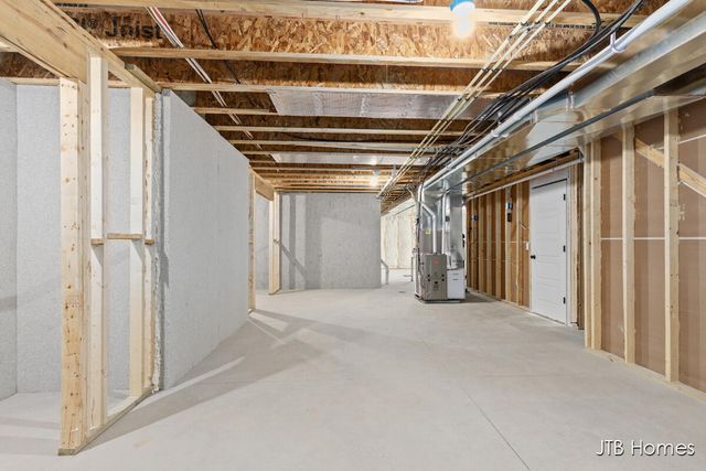 7843 Woodhurst Drive, Rockford, MI 49341