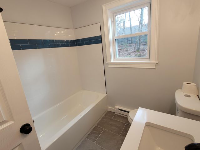 14 S Yarmouth Road, Dennis, MA 02638