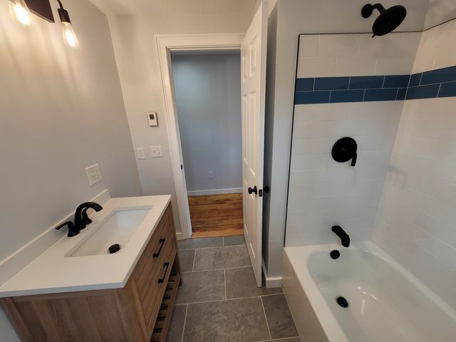 14 S Yarmouth Road, Dennis, MA 02638