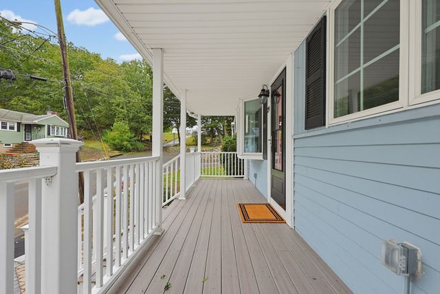 29 Sunnyside Rd, Lynn, MA 01905