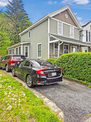 163 N Hamilton Street, Poughkeepsie, NY 12601
