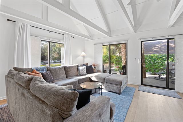 45 Queens Folly Rd Apt 529, Hilton Head Island, SC 29928