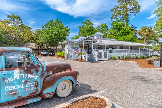 45 Queens Folly Rd Apt 529, Hilton Head Island, SC 29928