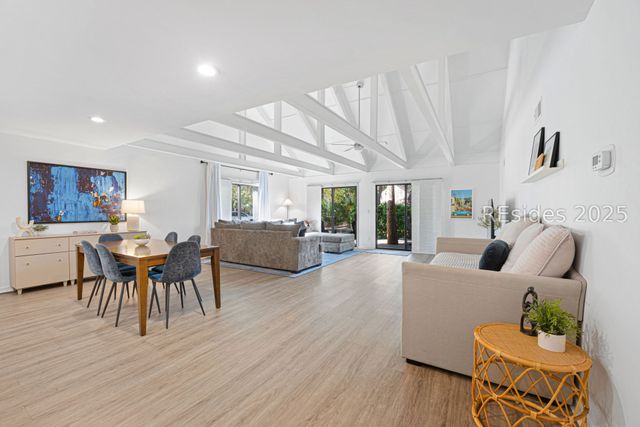 45 Queens Folly Rd Apt 529, Hilton Head Island, SC 29928